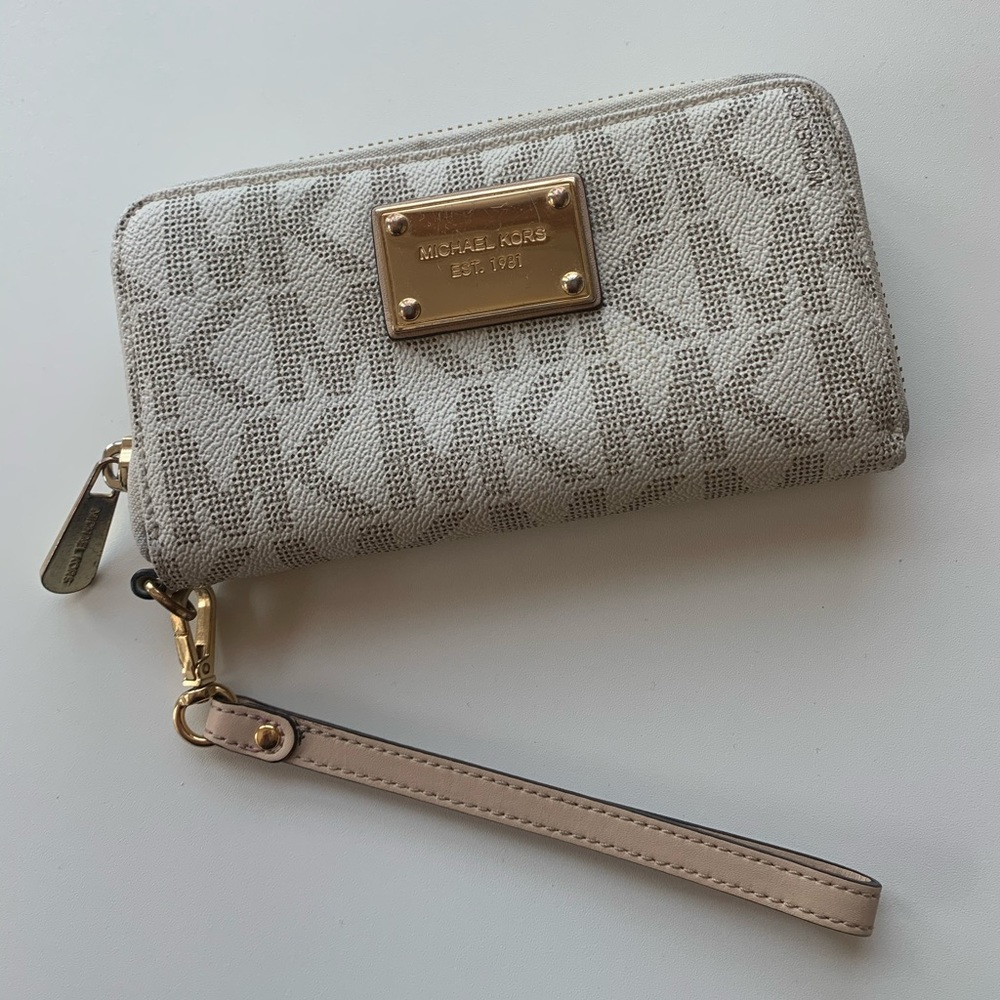 Michael Michael Kors Wallet